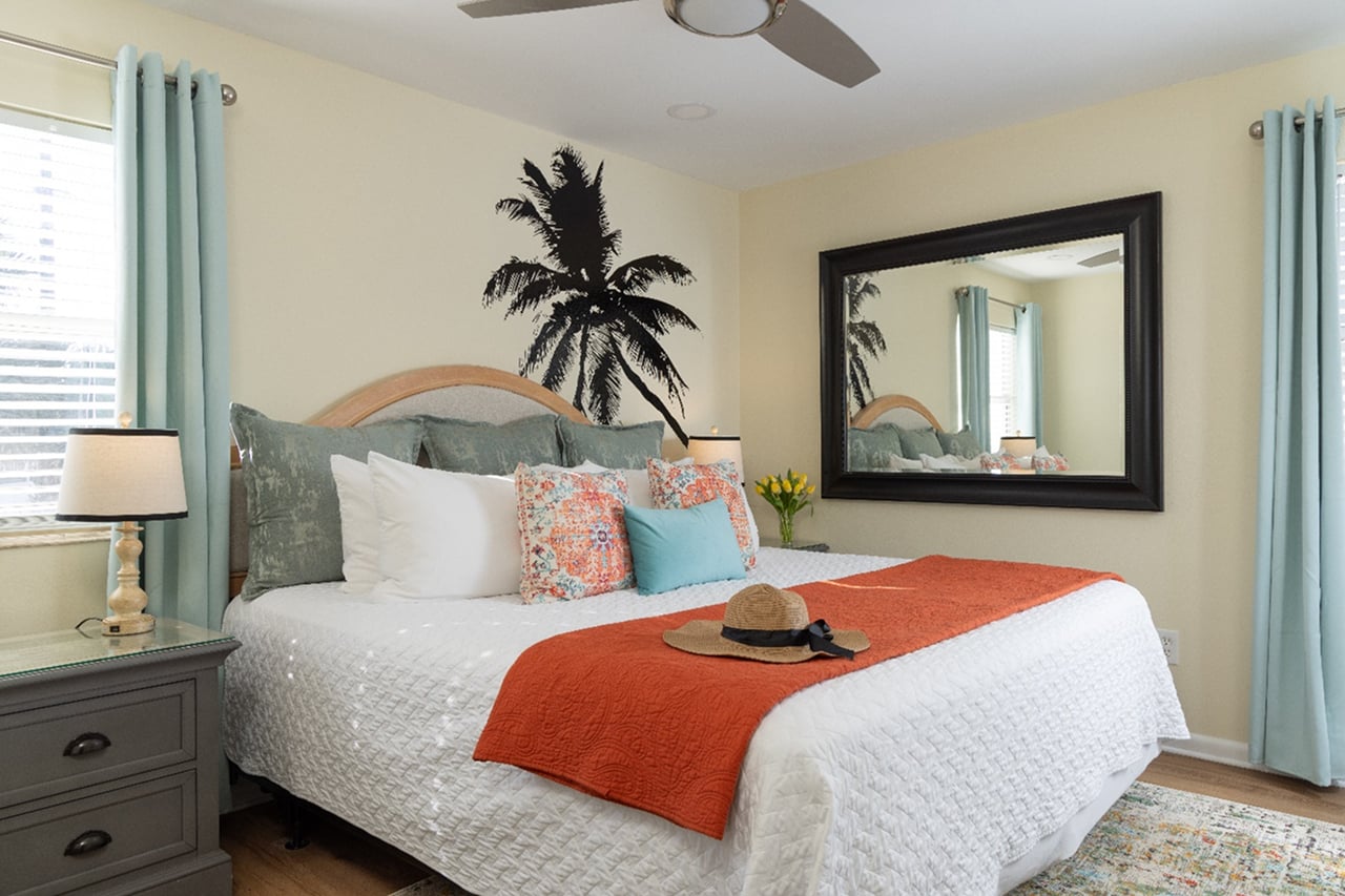 The Oceanview Cottage at St. Augustine Beach by Cottages on Vilano (Beachcomber)