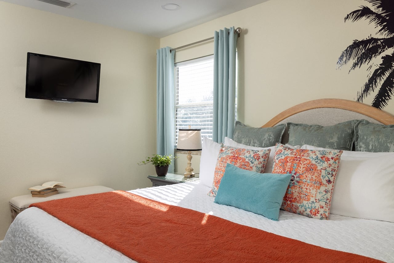 The Oceanview Cottage at St. Augustine Beach by Cottages on Vilano (Beachcomber)