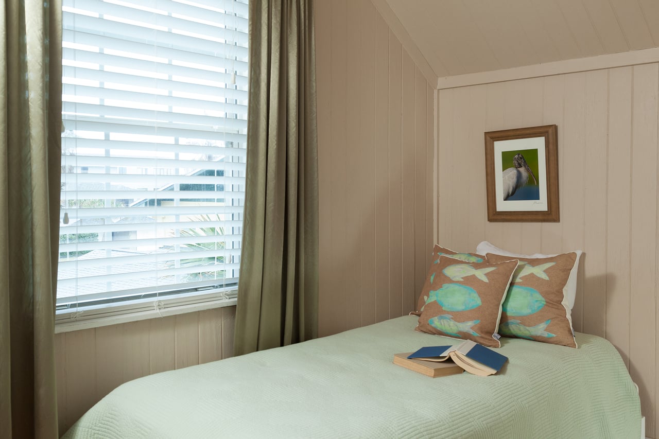 The Lagoon Cottage at St. Augustine Beach by Cottages on Vilano (Beachcomber)